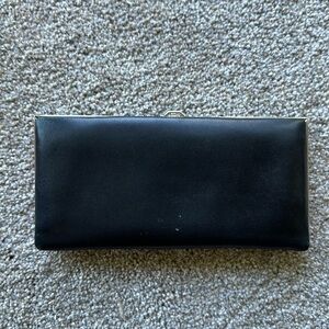 Lodi’s black leather wallet